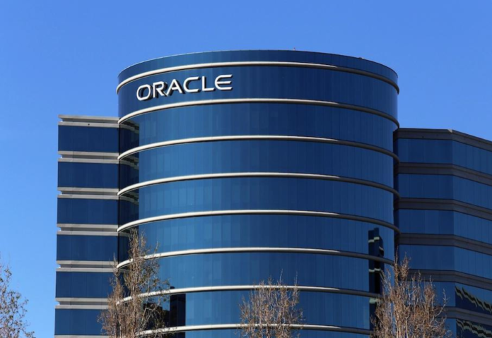 Cloud competition intensifies, Oracle plans investment in ME