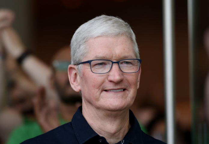 Meet the potentially successful Apple execs. who could succeed Tim Cook