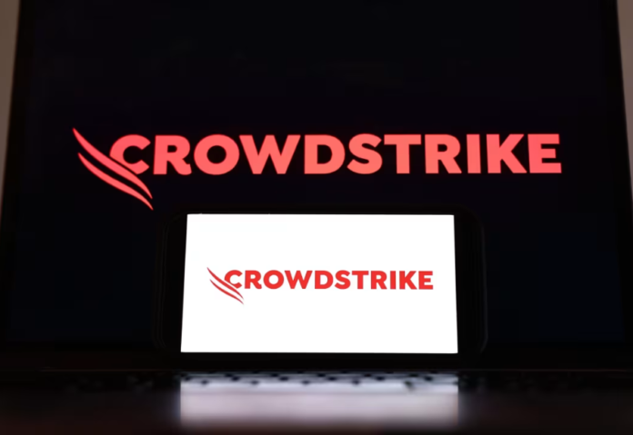 CrowdStrike's stock drops 13% due to the impact of an IT failure