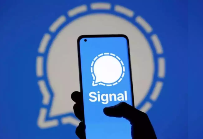 Russia Disables Signal Messaging App as Information Control is Tightened