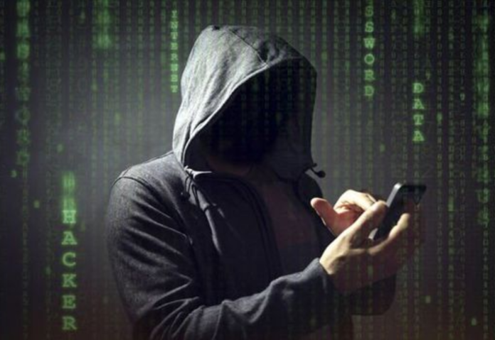 Cybercriminals threaten mobile phone users about suspension of their SIMs